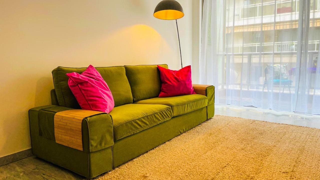 Lejlighed Elegant, Spacious, Central *